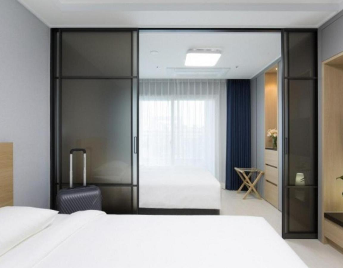 Yeosu Hotel First City Buitenkant foto