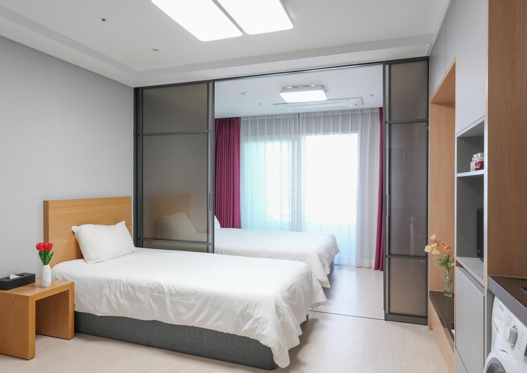 Yeosu Hotel First City Buitenkant foto