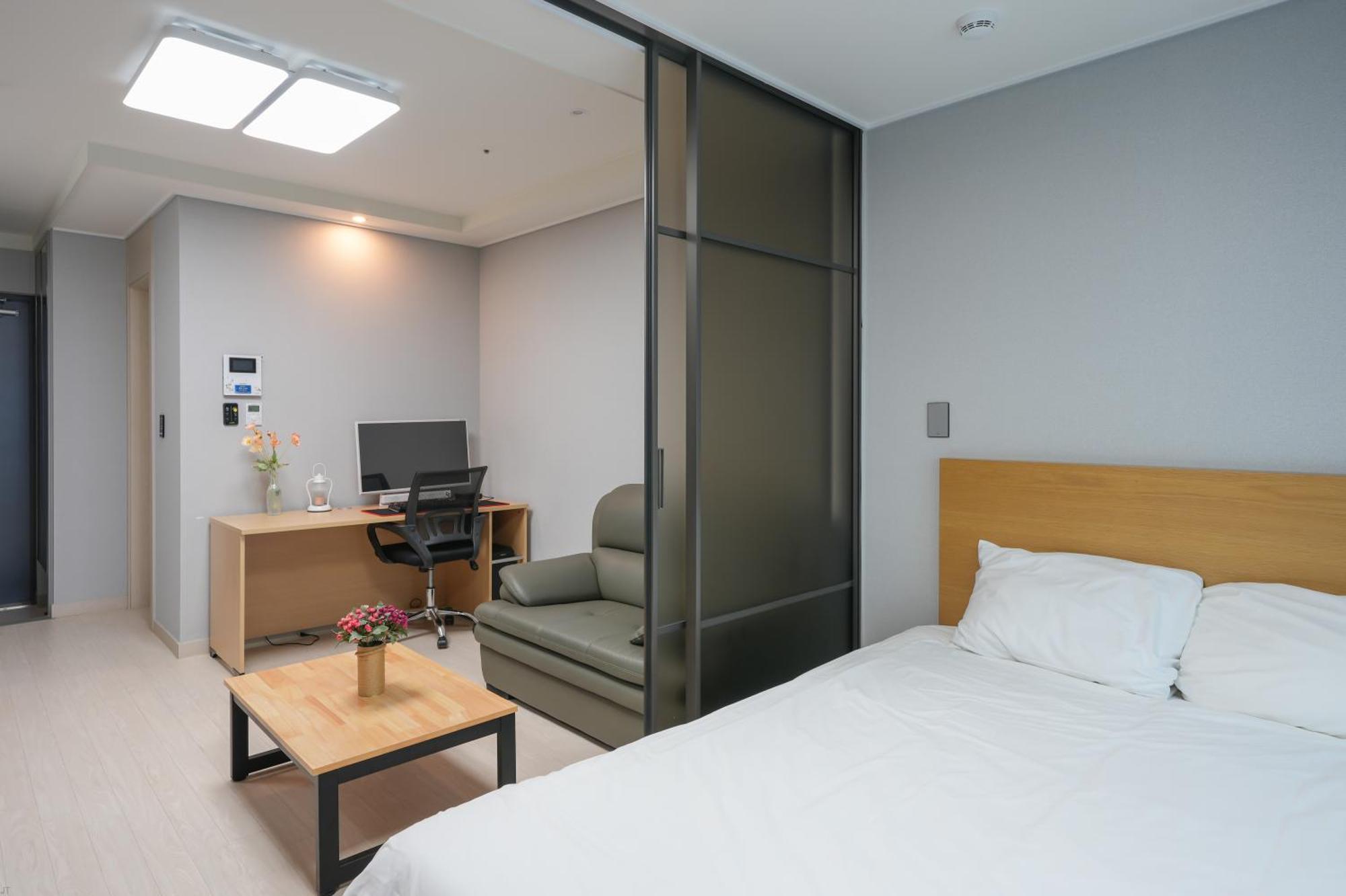 Yeosu Hotel First City Buitenkant foto