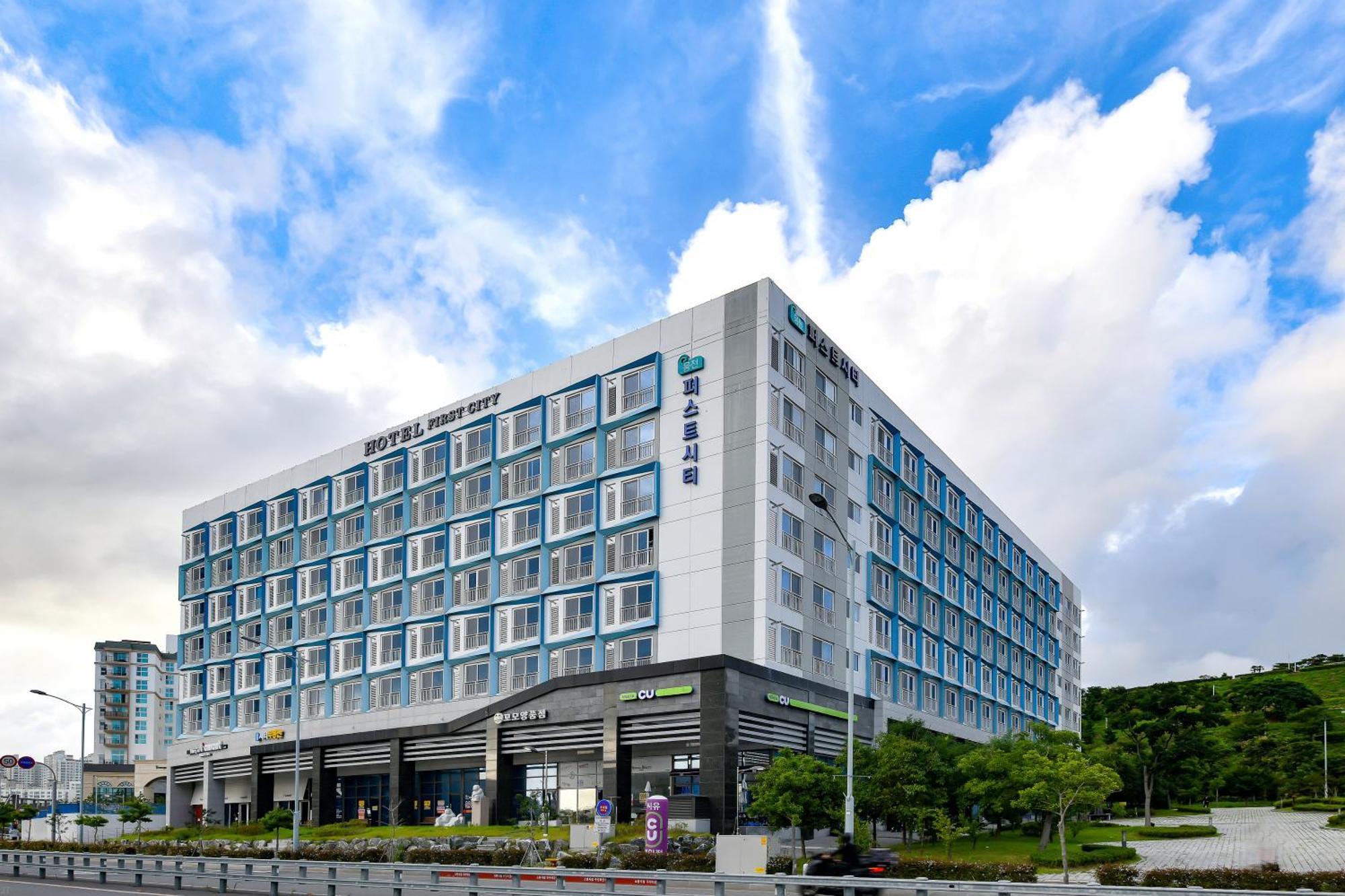 Yeosu Hotel First City Buitenkant foto